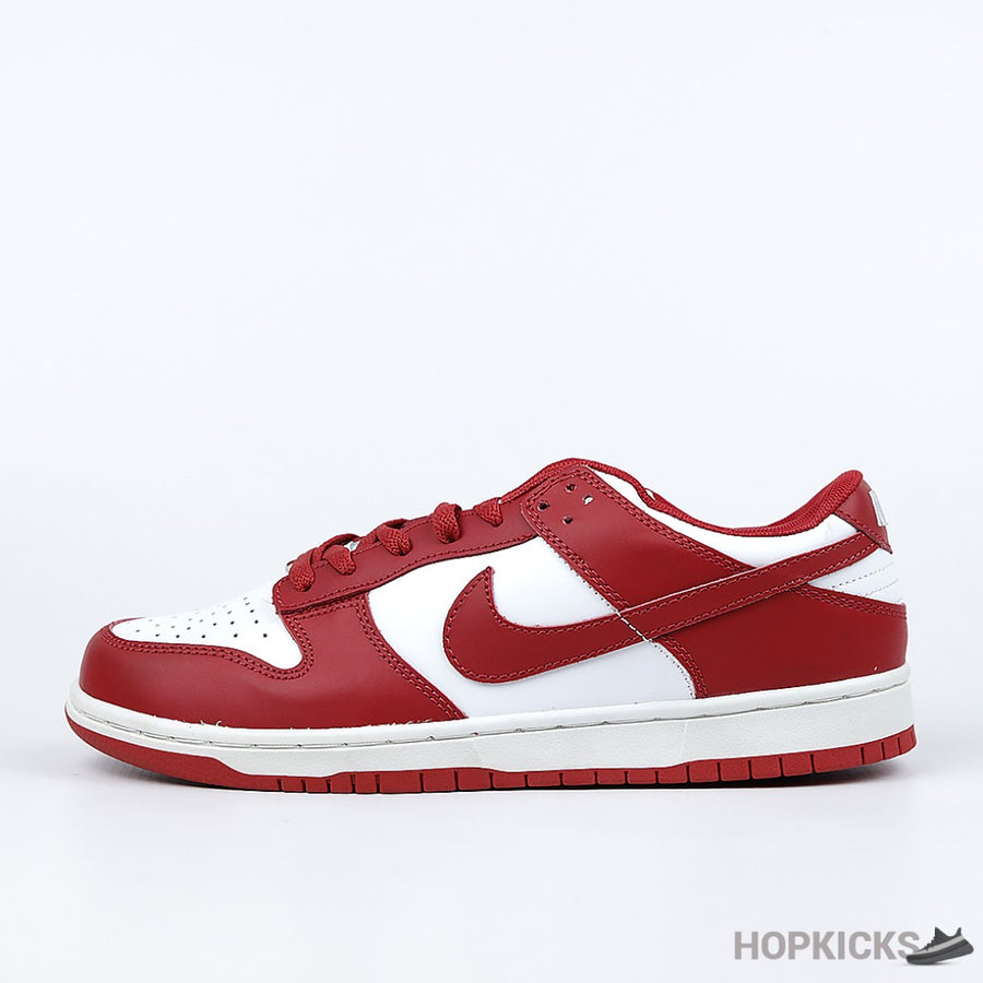 NK Dunk Low St. Johns
