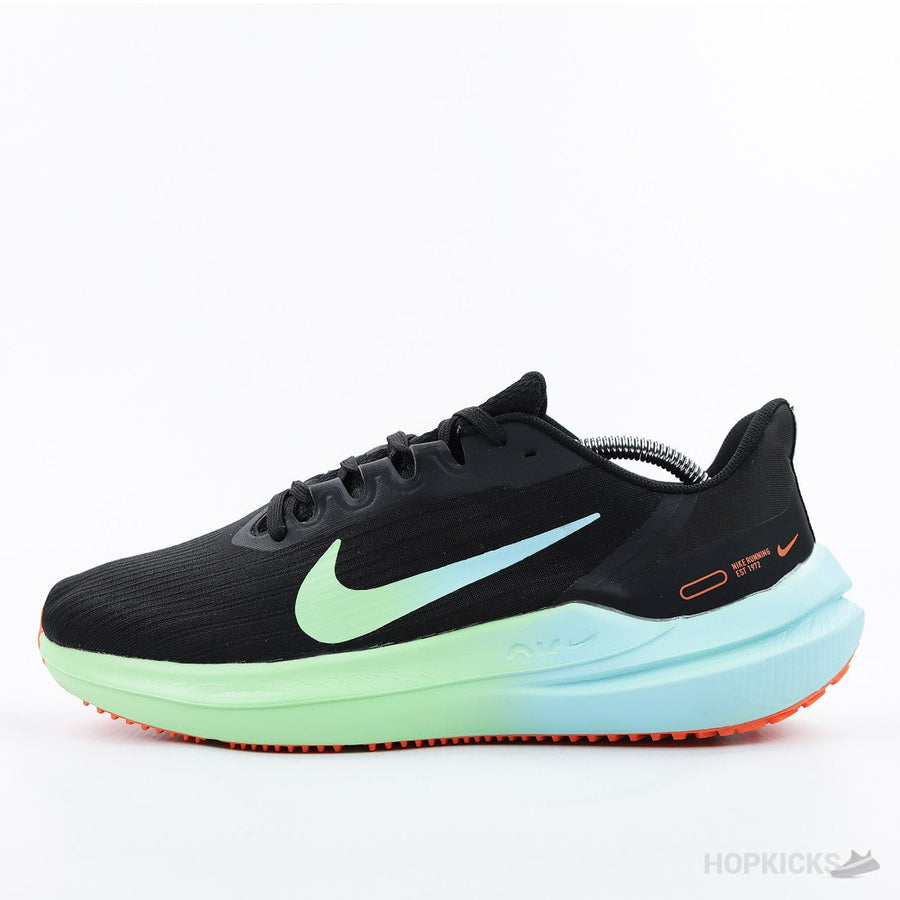 NK Air Winflo 10 Black Green
