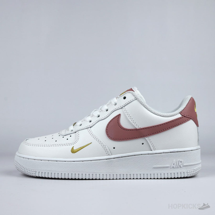 NK Air Force 1 '07 Essential Women's Shoe