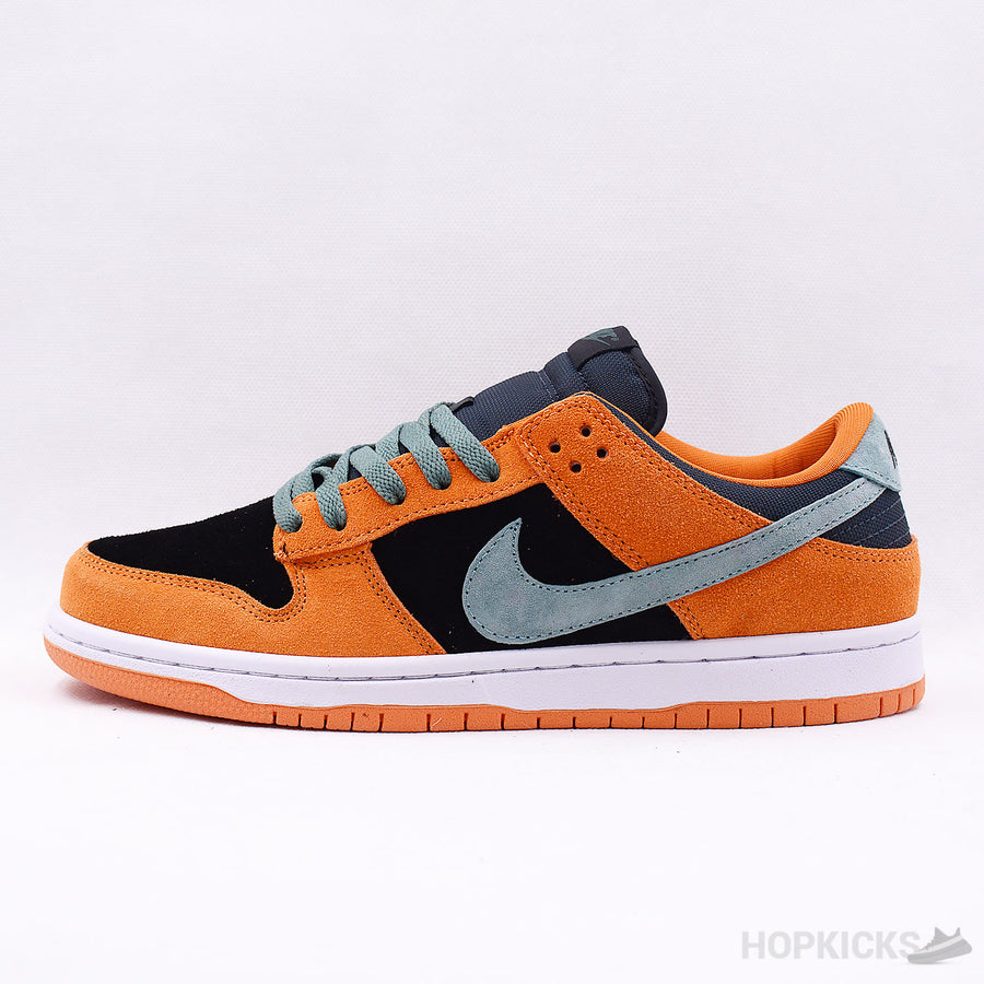 Dunk Low SP Ceramic