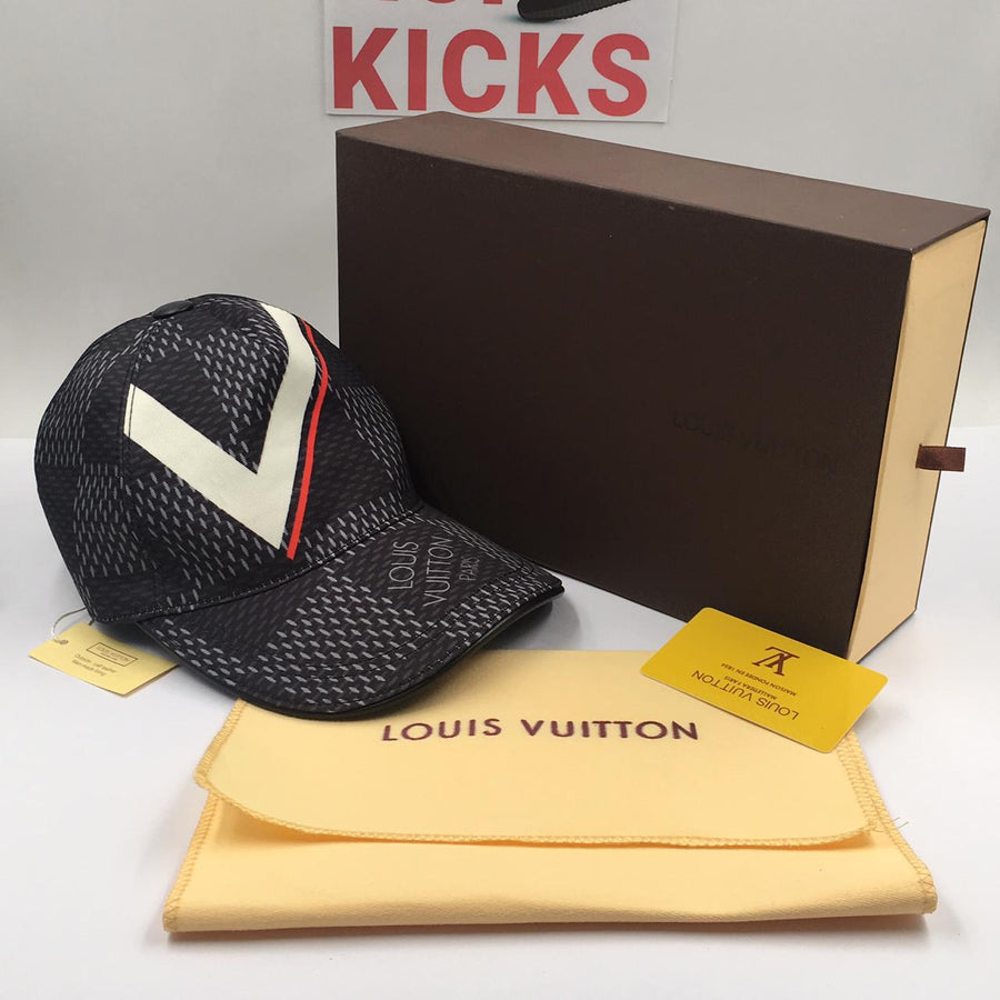LV Damier Cobalt Latitude Cap