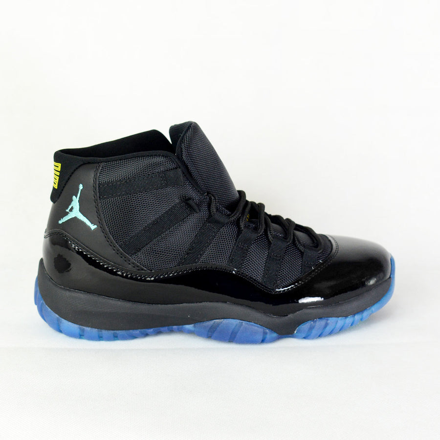Jordan 11 Retro Cap And Gown