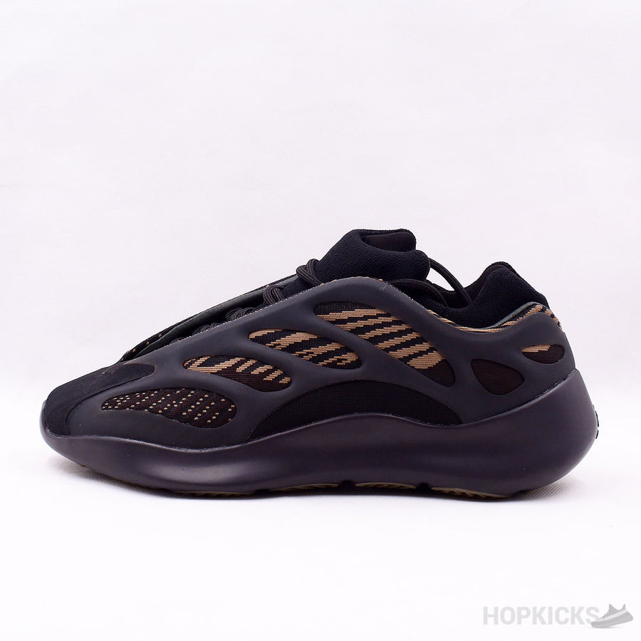 Yzy 700 V3 Clay Brown