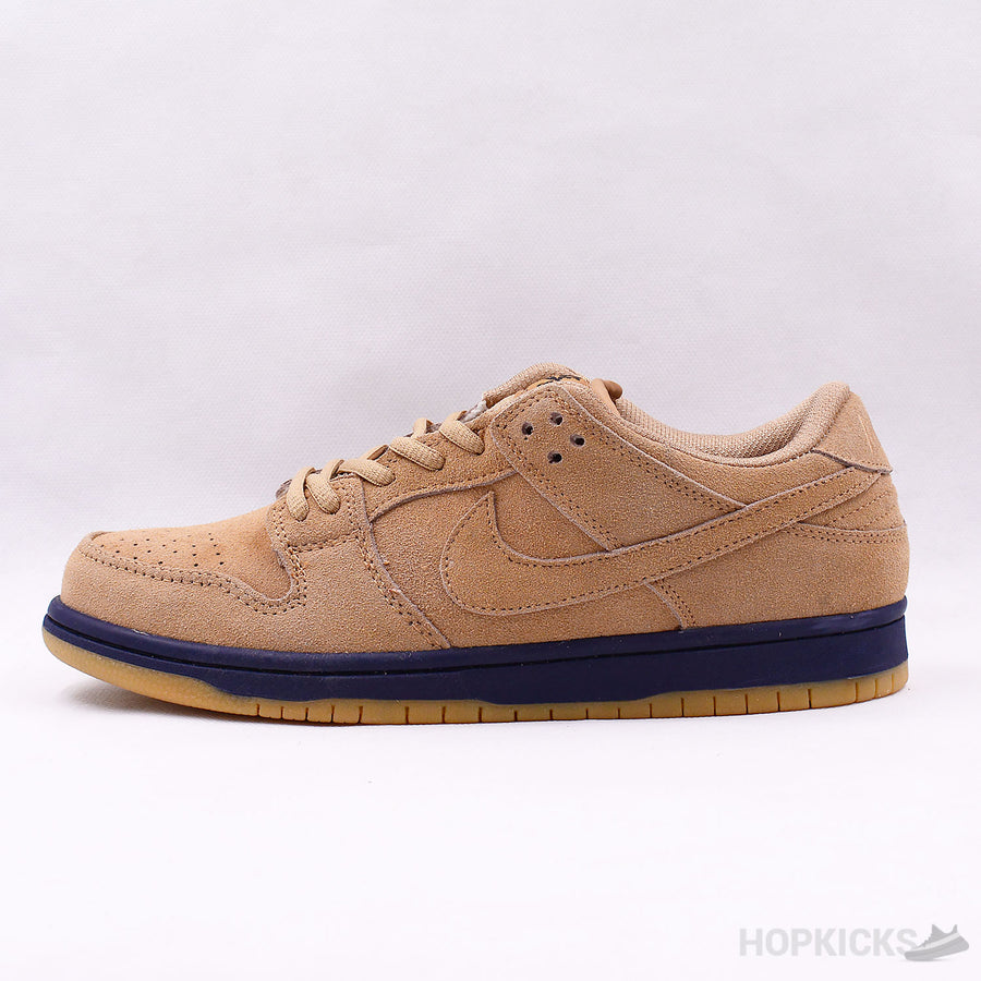 SB Dunk Low Wheat Mocha