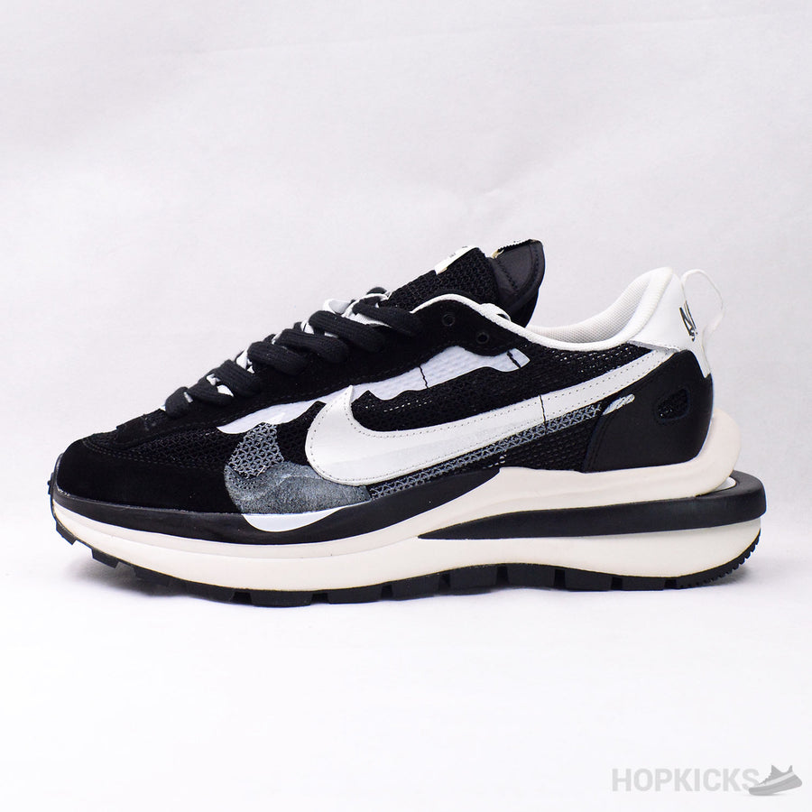 Sacai X Vaporwaffle Black White