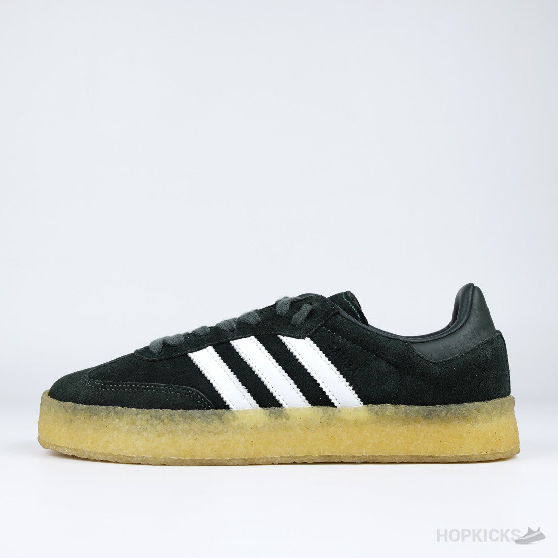 Adidas Samba vs Gazelle in Pakistan – Differences, Fit & Which to Buy (2026)