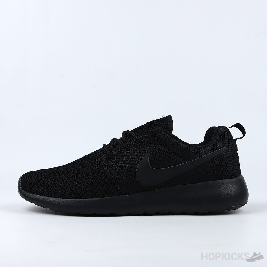 Nike Men Roshe One Black Running Shoe