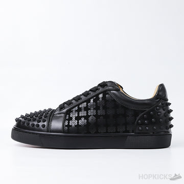 CL Louis Junior Spikes Black (Dot Perfect)