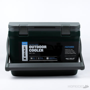 Adventure Easy Carry Outdoor Cooler Green (15.1L) (Dot Perfect)