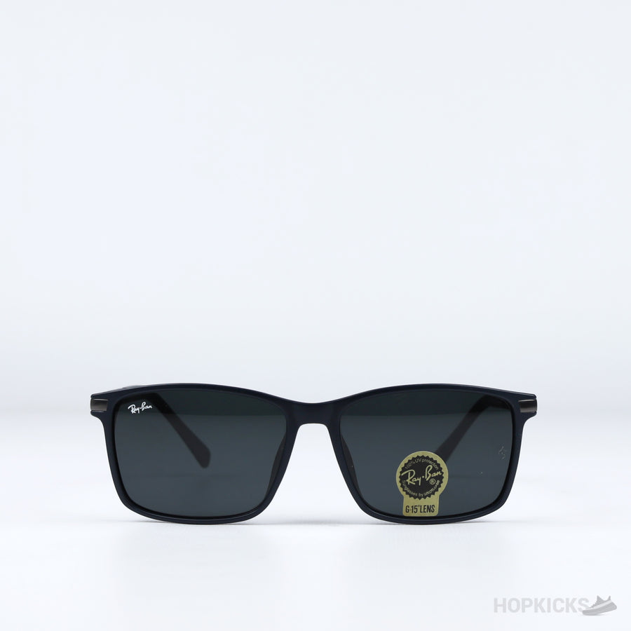 Ray-Ban Blackout Urban Frames (Premium)