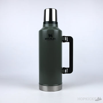 Legendary Classic Bottle Green (2.3L) (Dot Perfect)