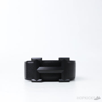 HRM Constance Black Belt