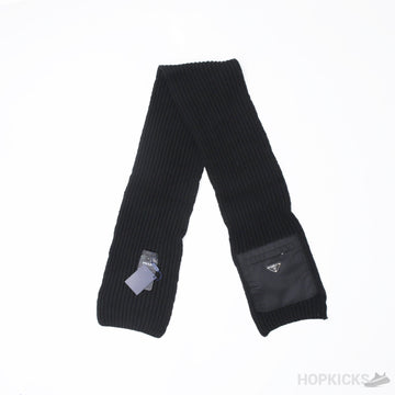PRD Zipped Pocket Knitted Scarf