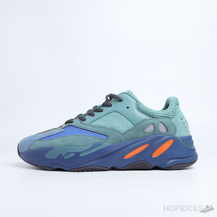 Yzy Boost 700 Faded Azure (Premium Batch)