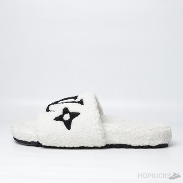 L.V Paseo Flat Mule Cream