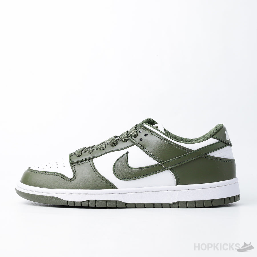 NK SB Dunk Low Medium Olive (Premium Plus Batch)
