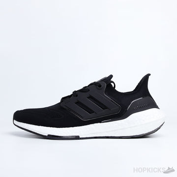 Ultra Boost 22 Black White