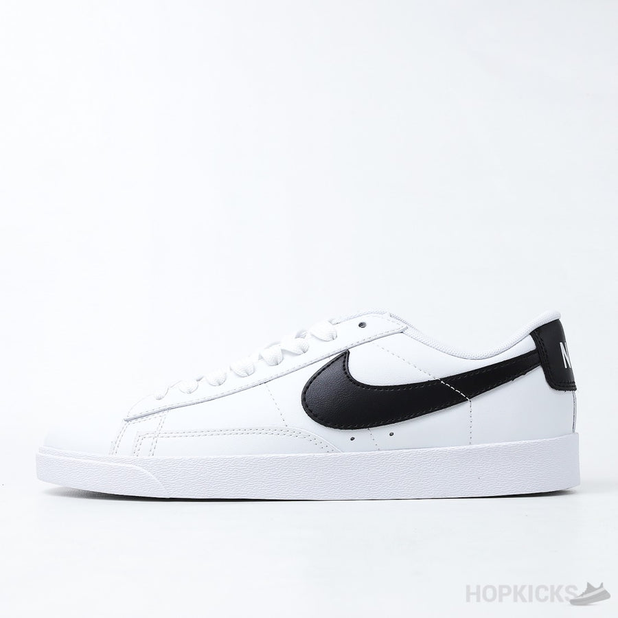 NK Blazer Low '77 Vintage White Black