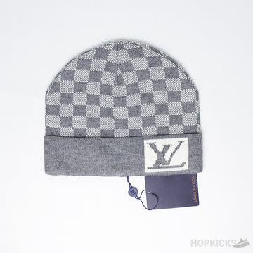 Luxurious LV Signature Beanie Grey White