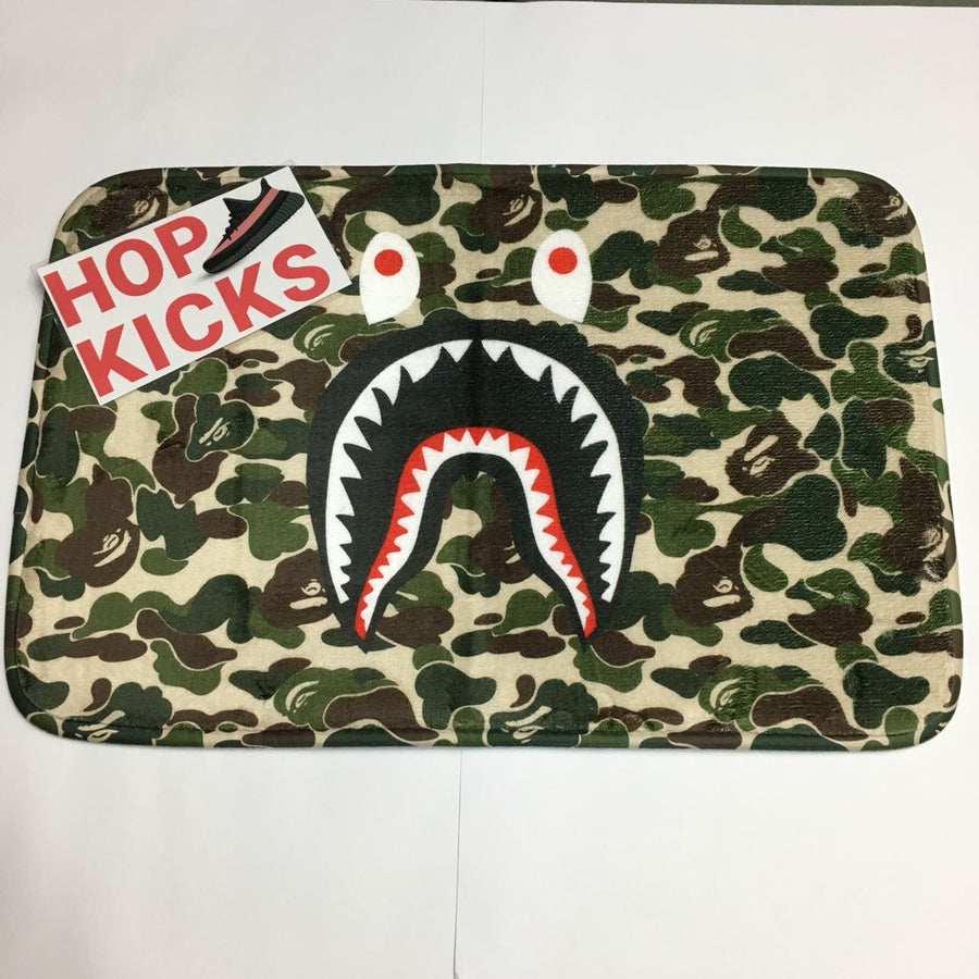 BAP SHARK FACE mats [ HYPEBEAST COLLECTION]