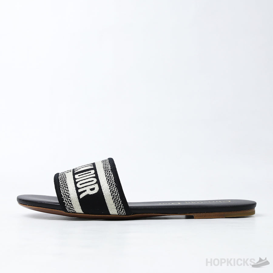 CD DWAY SLIDE Black (Dot Perfect)