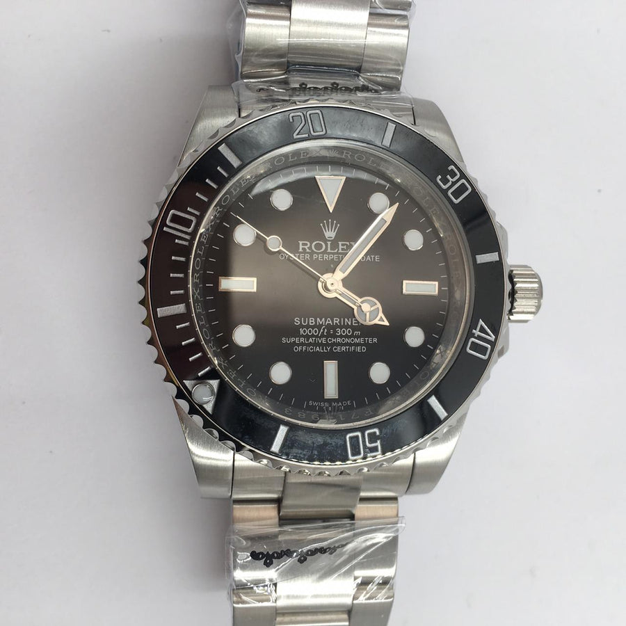 R Watch Sub RW007