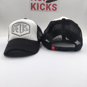 Deus Ex Machina White Cap