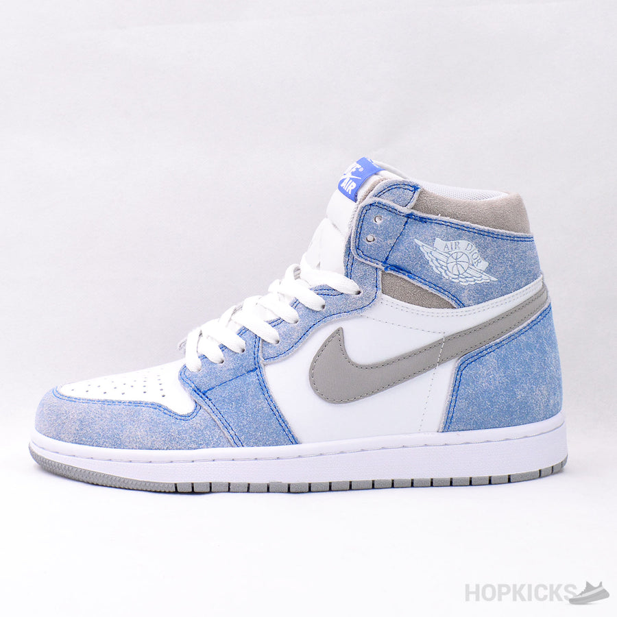 Jordan 1 Retro Hyper Royal