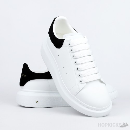 Alexander McQueen White Black (alexander mcqueen leather sneaker keyring)