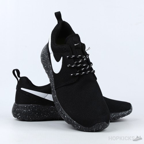 Nike Tanjun Black Running Shoes Speckled Sole (Premium Batch)