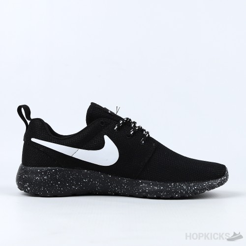 Nike Tanjun Black Running Shoes Speckled Sole (Premium Batch)