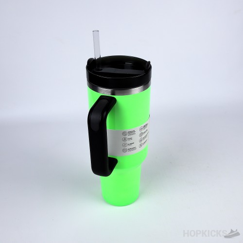 Stanley Quencher H2.0 Flowstate Tumbler Neon Green (1.18L) (Premium Batch)