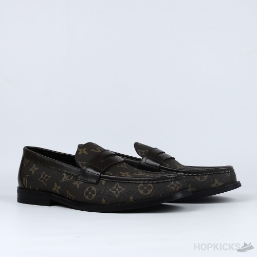 LV Monogram Loafers (Dot Perfect)