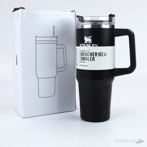 Quencher H2.0 FlowState Tumbler Black 30 oz