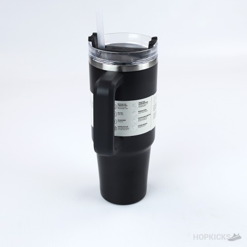 Quencher H2.0 FlowState Tumbler Black 30 oz