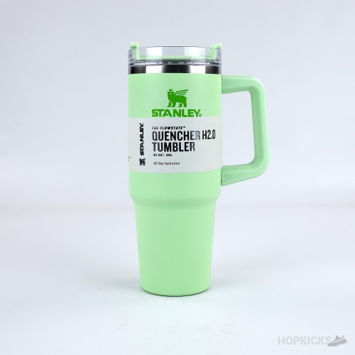 Quencher H2.0 FlowState Tumbler Light Green 30 oz
