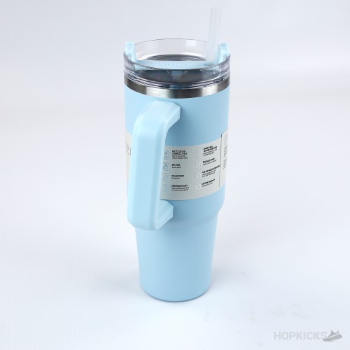 Quencher H2.0 FlowState Tumbler Light Blue 30 oz