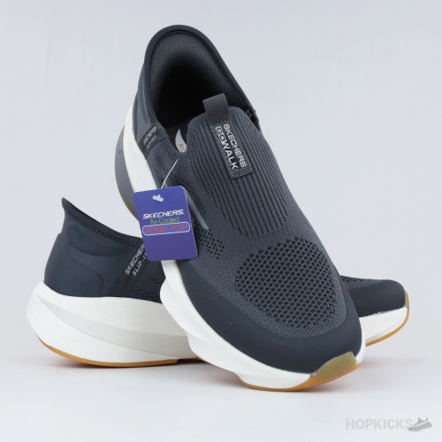 Skechers Hands Free Slip-ins: GO WALK Arch Fit 2.0 – Hyper Burst (Navy/White)