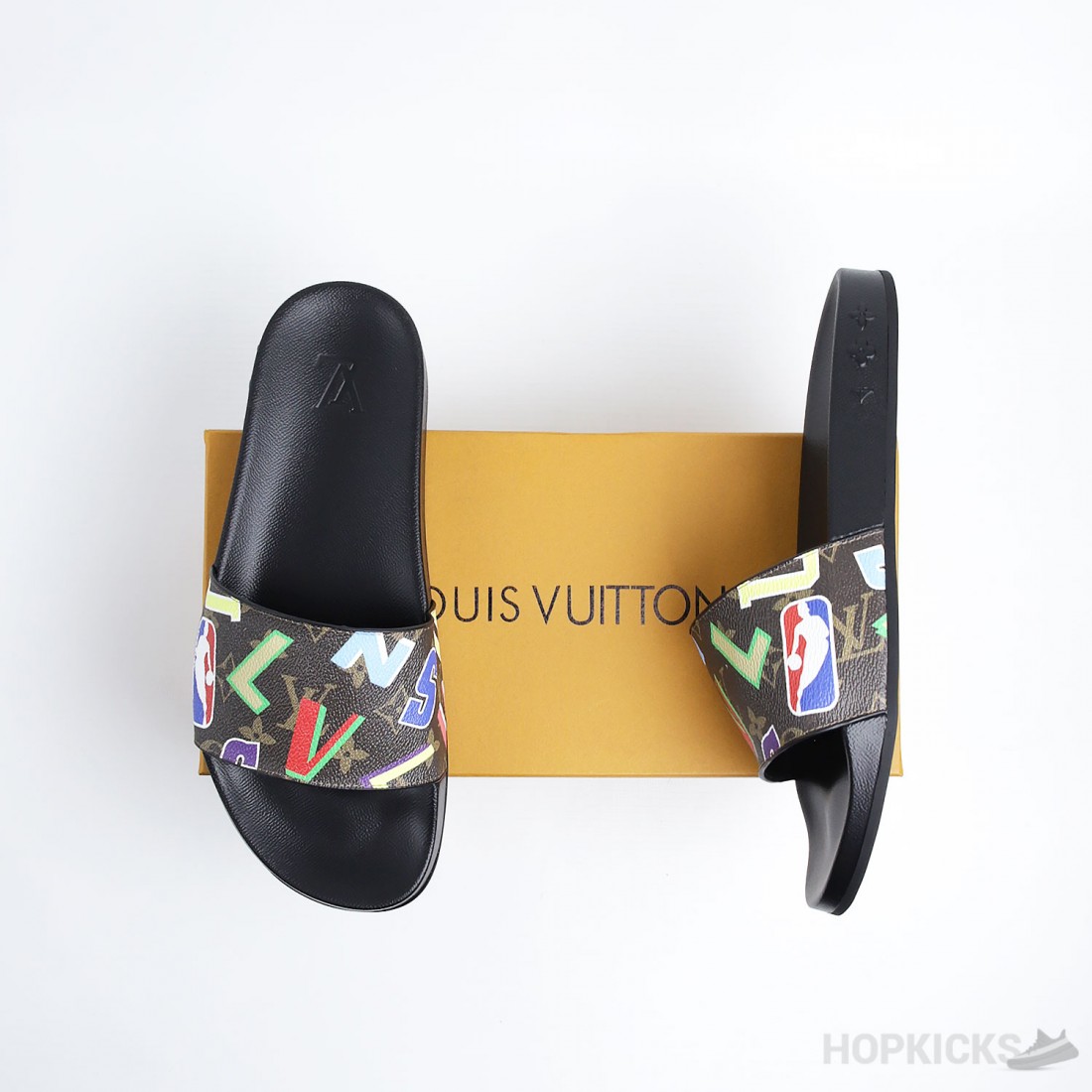 Louis Vuitton x NBA Waterfront Mule Men's - BLWH1PAGEBN - US